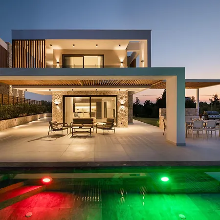Aria Infinity Villa *